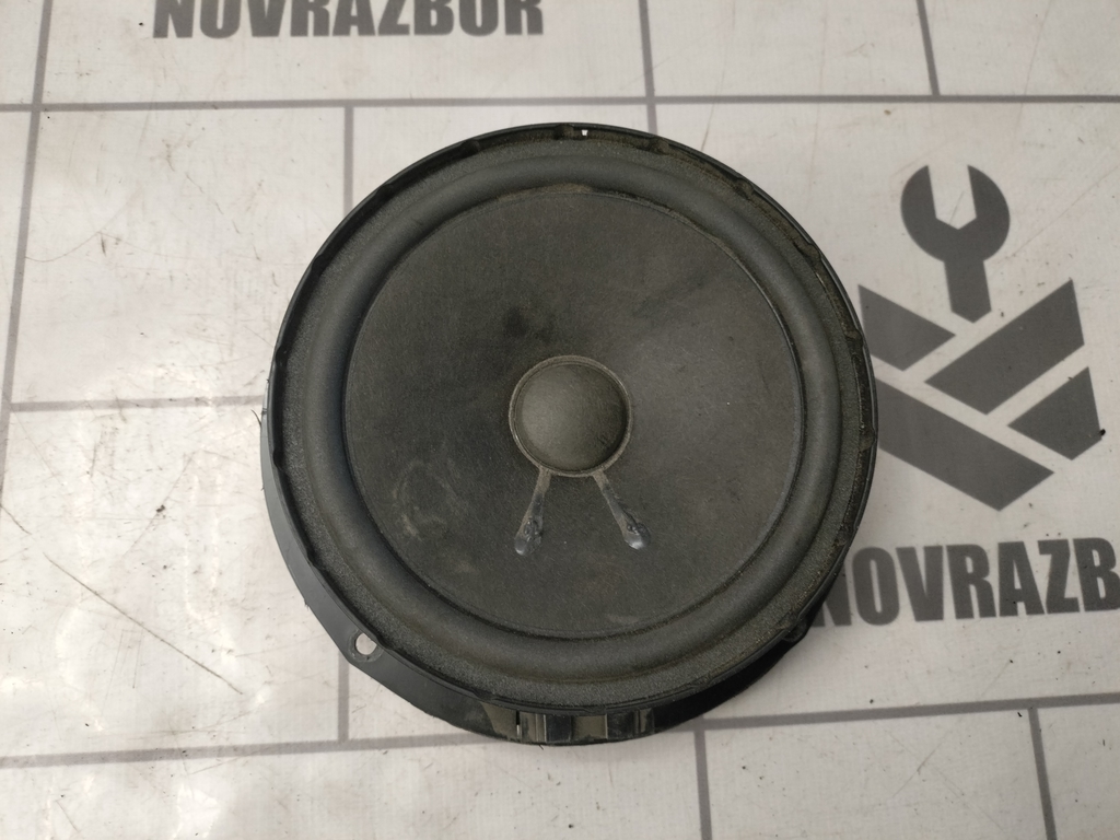 Skoda Yeti 2009-2018 для Динамик