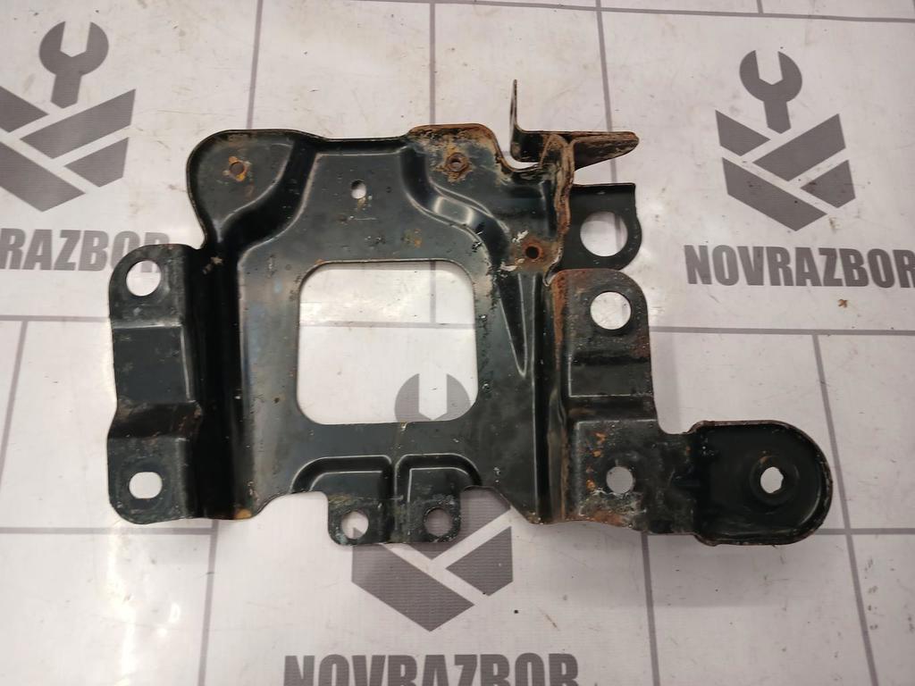 Mazda Mazda 3  BK  02-09 для Крепление АКБ (корпус/подставка)