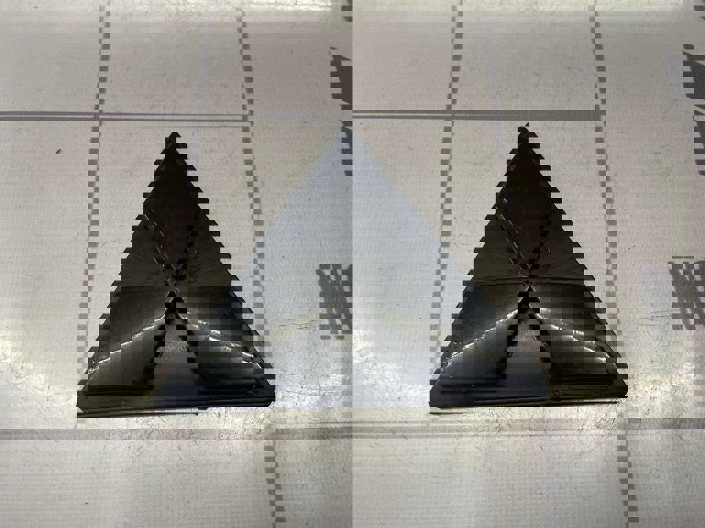 Mitsubishi Lancer 10 CX  CY 07-17 для Эмблема