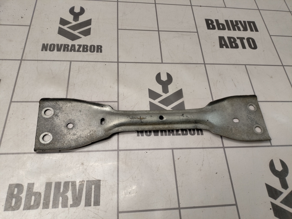 Skoda Yeti 2009-2018 для Кронштейн (сопут. товар)