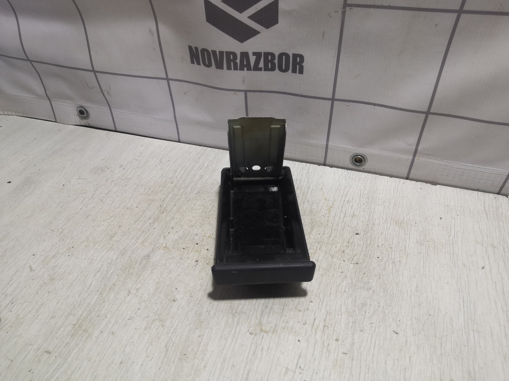 Nissan Almera N16 2000-2006 для Ящик передней консоли