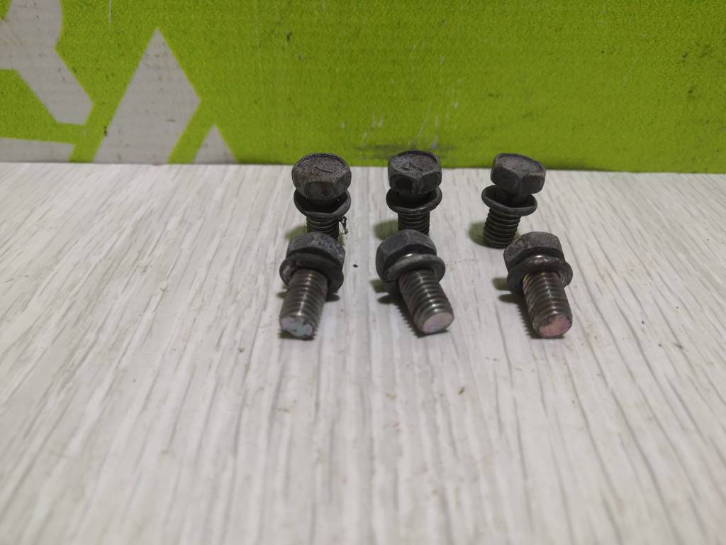 Toyota Corolla E10 1992-1997 для Болт