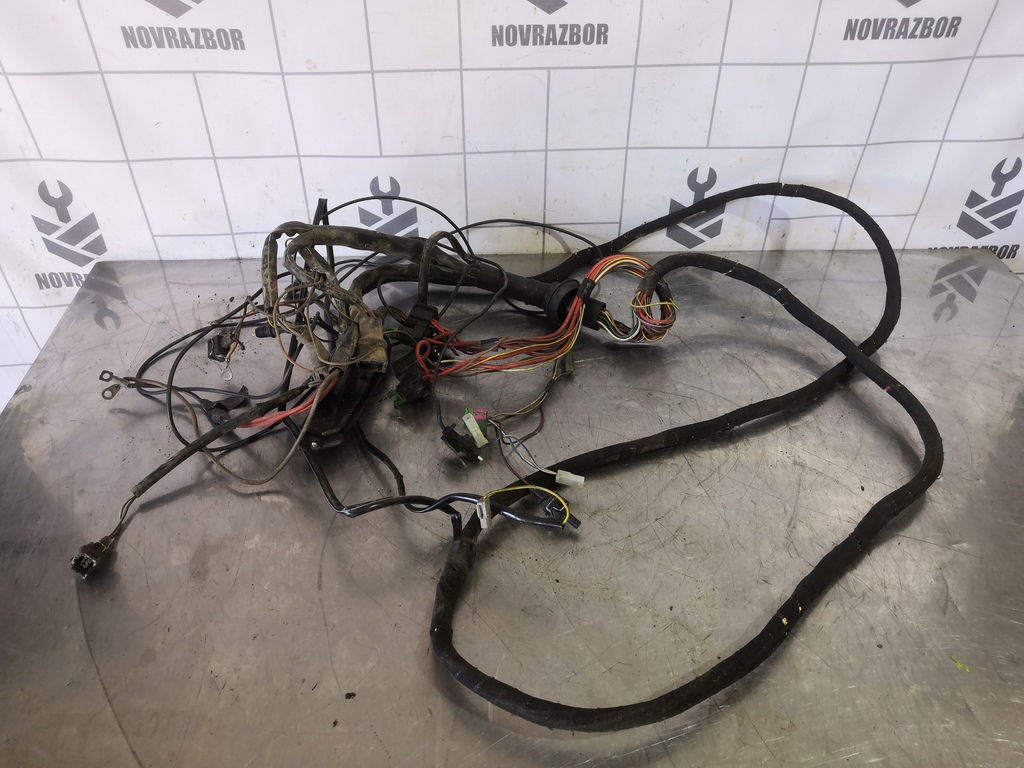 VW Passat  B3  1988-1993 для Проводка (коса)