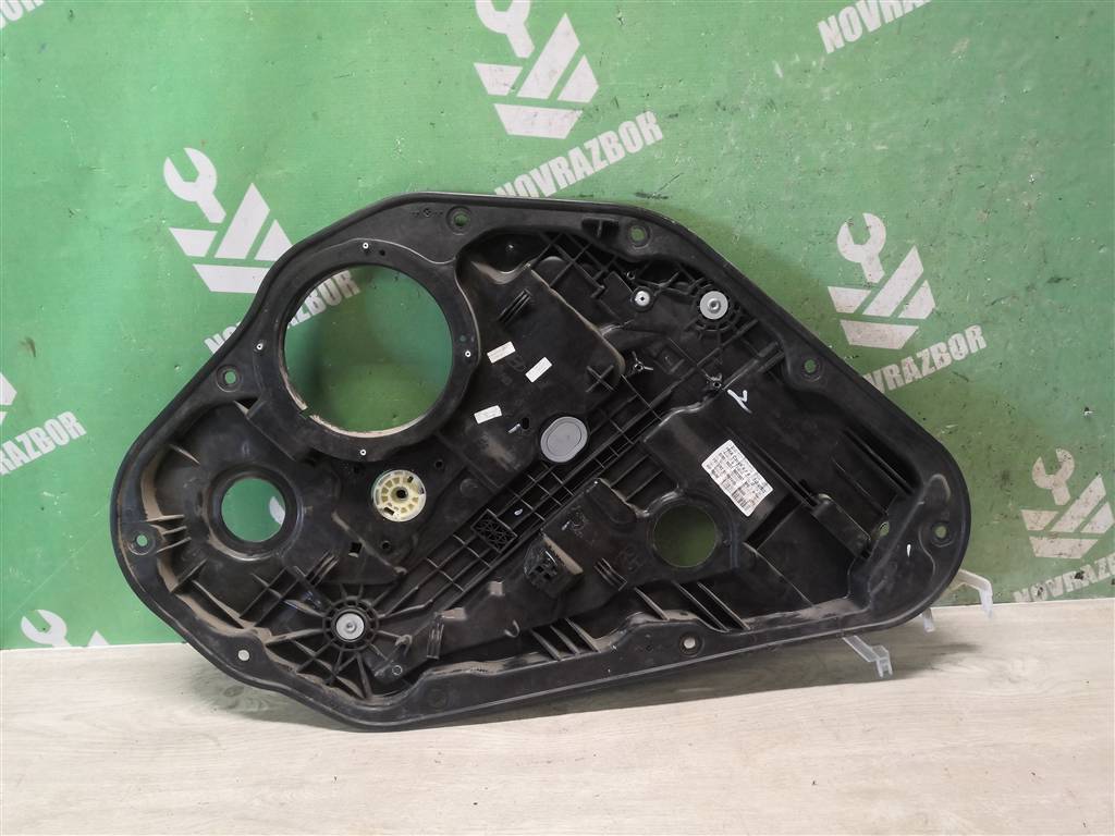 Hyundai i30 12-17 для Стеклоподъемник электр. задний правый