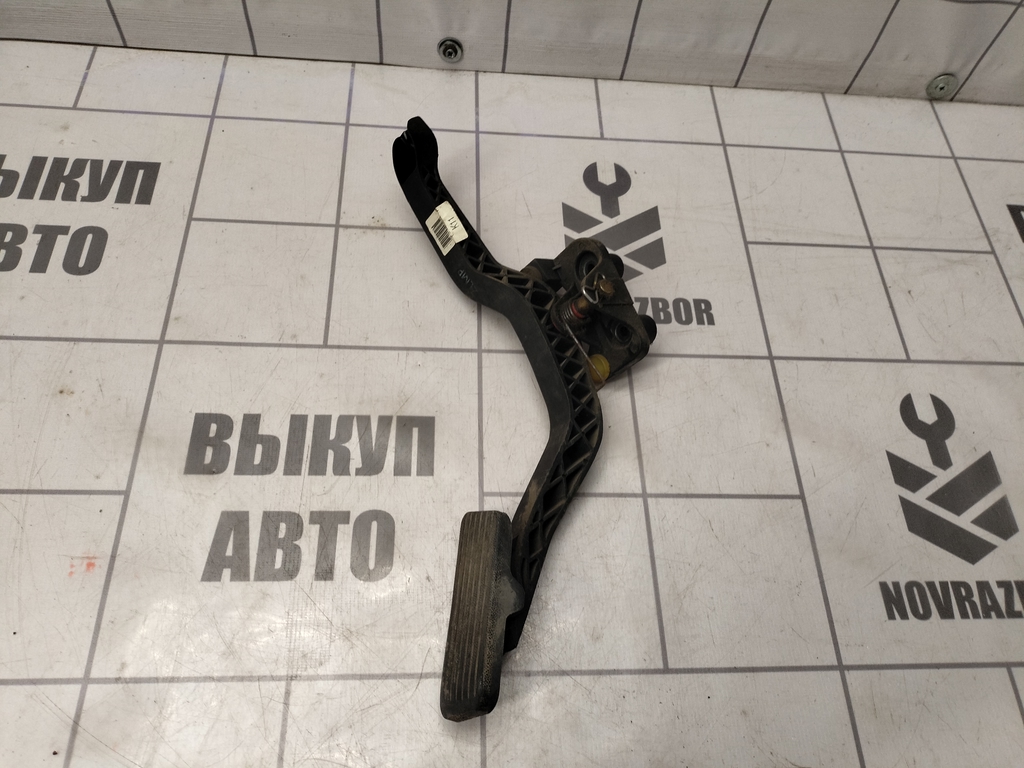 Hyundai Elantra 3  00-05 для Педаль газа