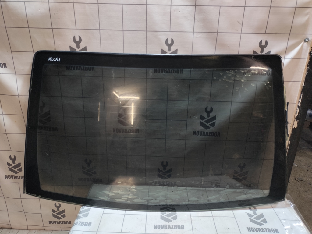 Ford Focus 1 1998-2004 для Стекло заднее