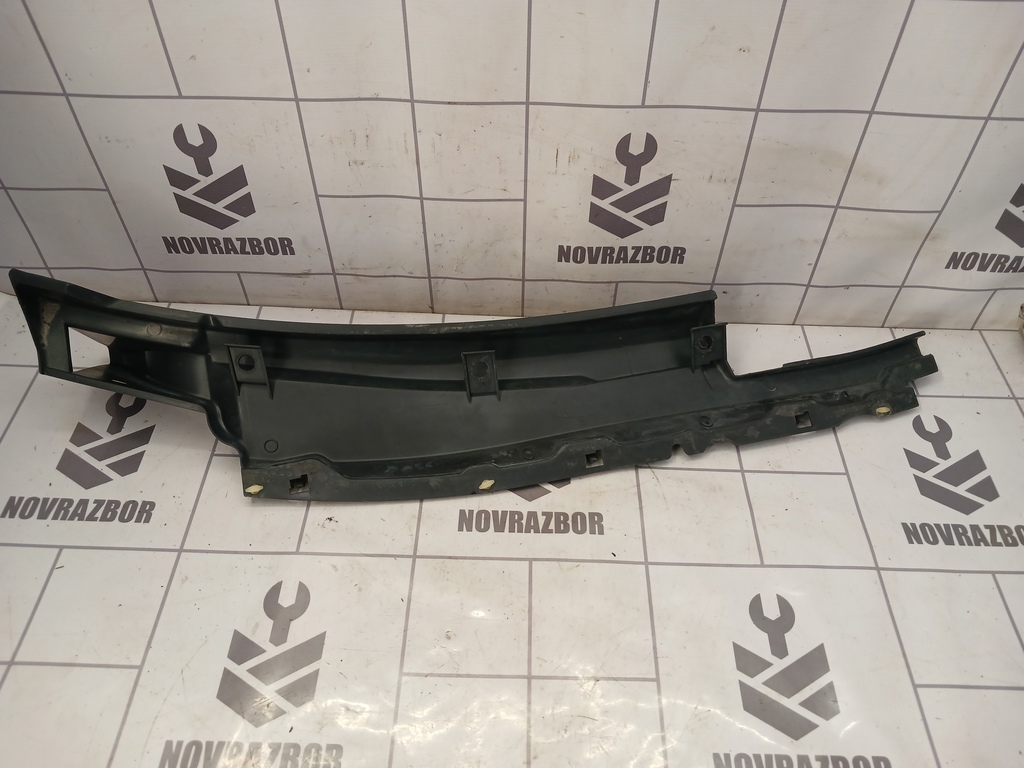 Mazda Mazda 3  BK  02-09 для Решетка стеклоочистителя