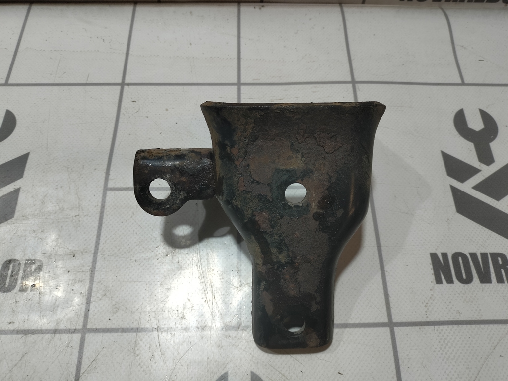 Hyundai Elantra 3  00-05 для Кронштейн КПП