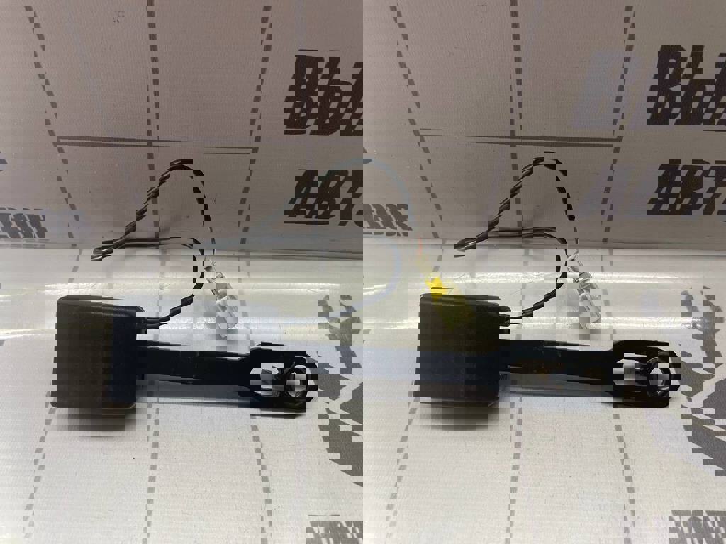 Peugeot 307 2001-2008 для Ответная часть ремня безопасности