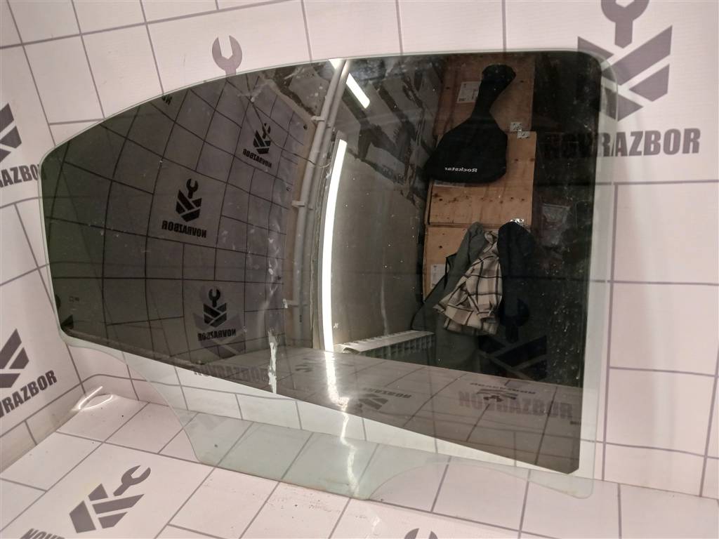 Chevrolet Aveo (T300) 2011-2015 для Стекло двери задней правой