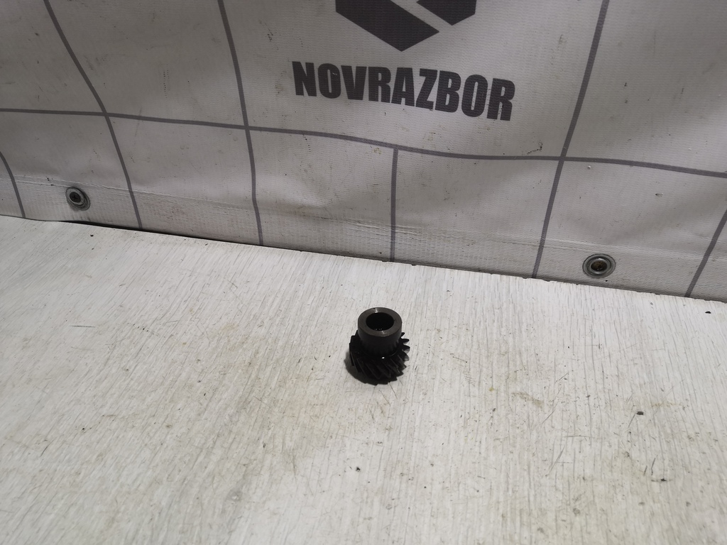 VW Passat B5 96-00 для Шестерня маслянного насоса