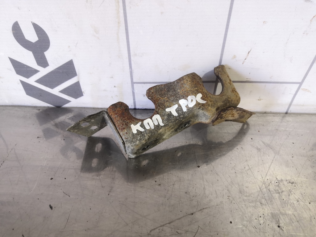 Suzuki SX4 2006-2013 для Кронштейн (сопут. товар)