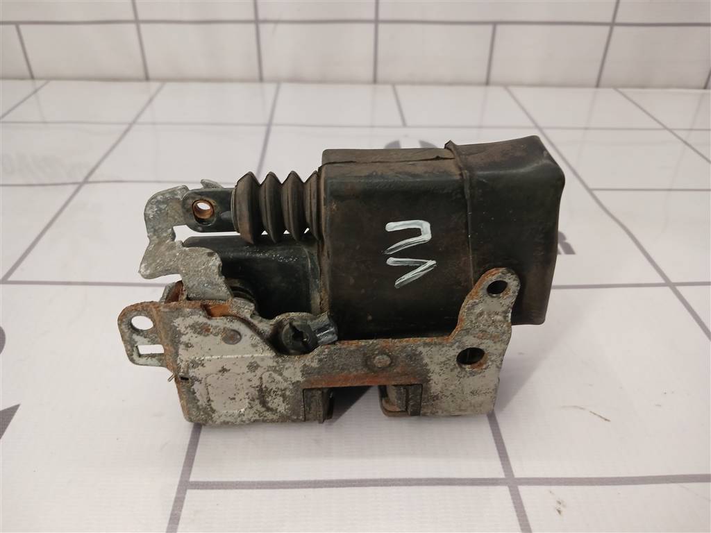 Renault Logan 2005-2014 для Замок двери передней левой