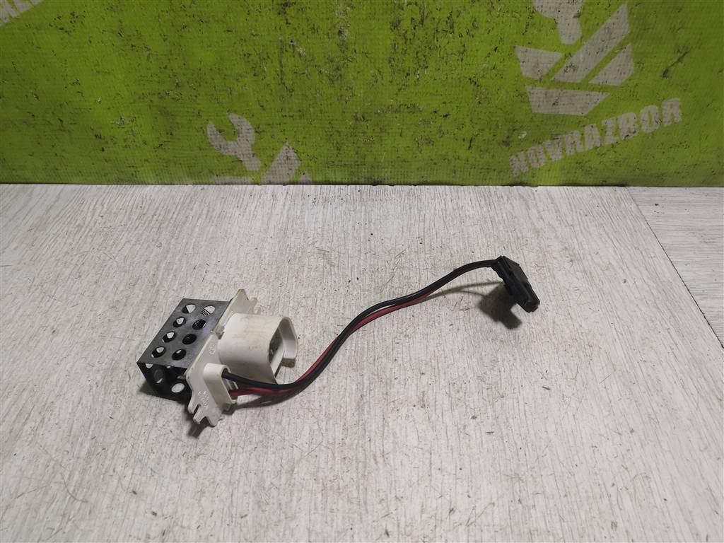 Renault R19 1992-2002 для Резистор отопителя