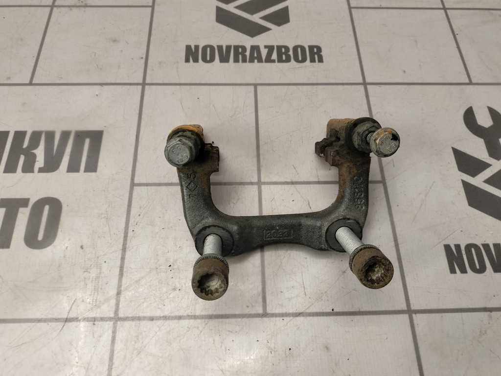 Skoda Yeti 2009-2018 для Скоба суппорта заднего