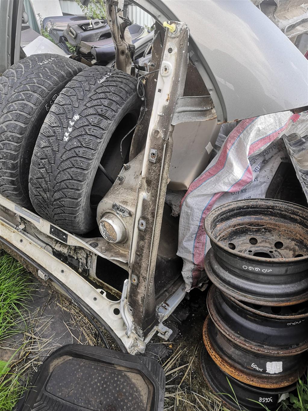 VW Passat  B3  1988-1993 для Лонжерон передний правый