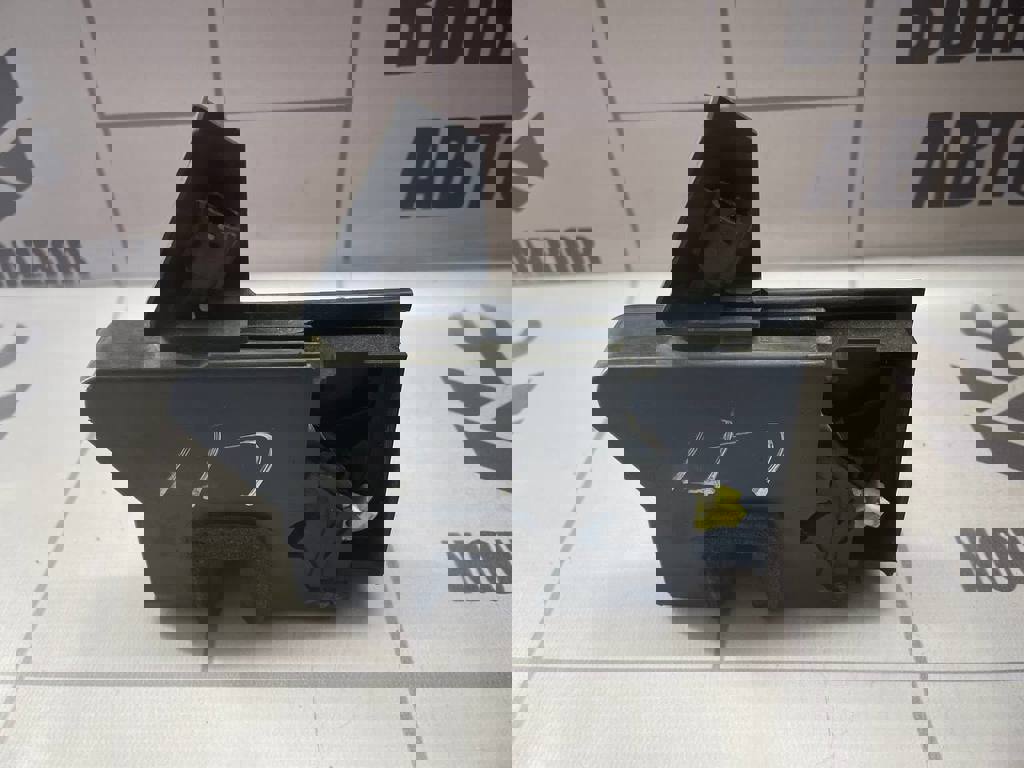 Renault Logan 2 14-18 для Замок двери передней левой