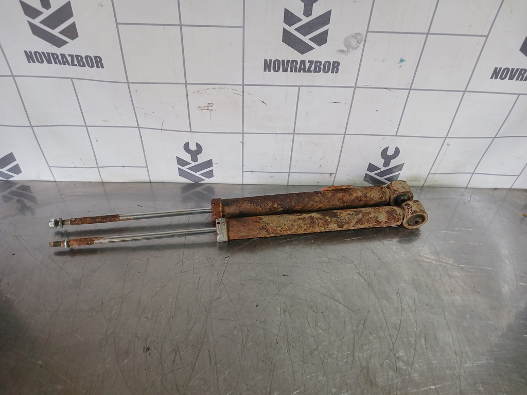 VW Golf 4 Bora 97-05 для Амортизатор задний