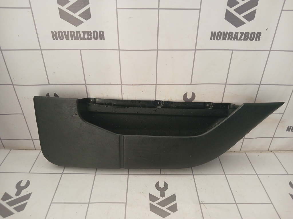 VW Passat  B3  1988-1993 для Обшивка двери задней правой