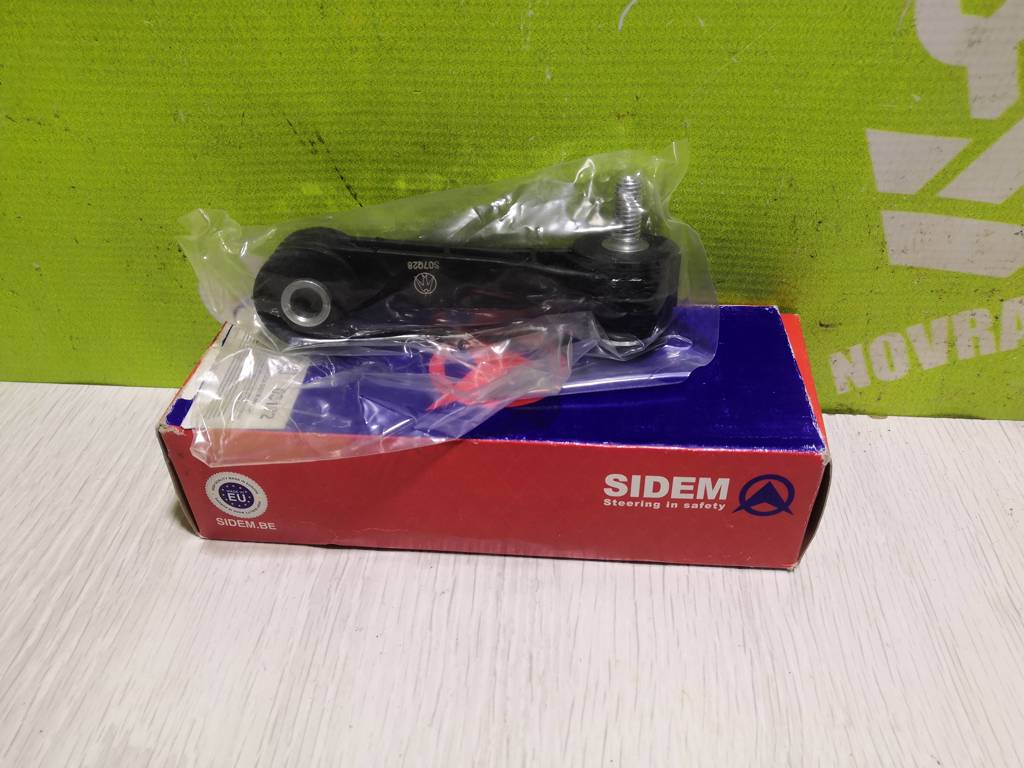 VW Golf 4 Bora 97-05 для Стойка переднего стабилизатора