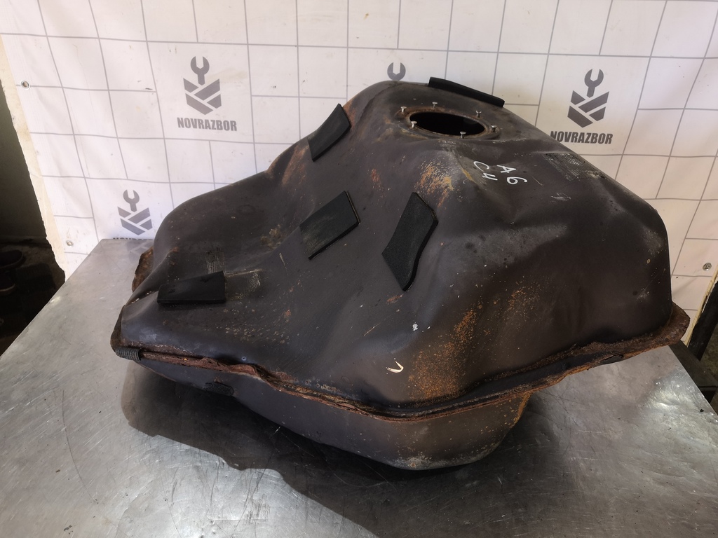 Audi A6 (C4) 1994-1997 для Бак топливный