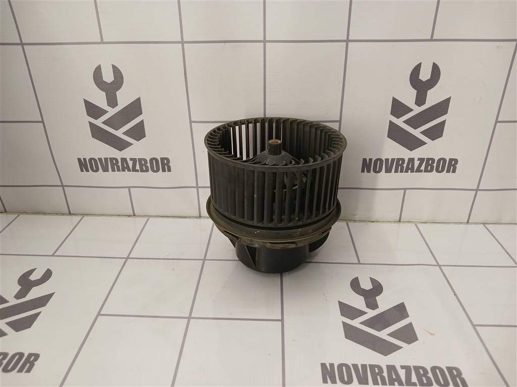 Ford Focus 2 08-11 для Моторчик печки