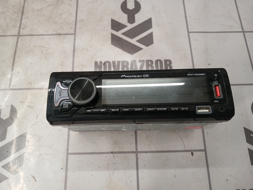 VW Passat B5 96-00 для Магнитола