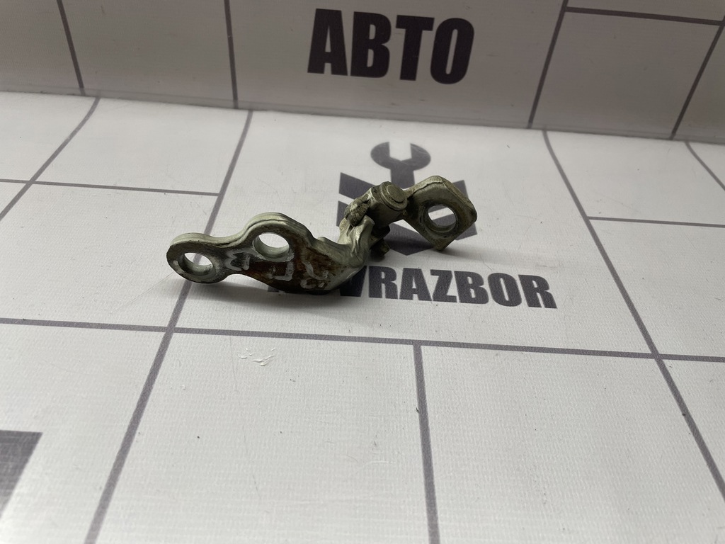 Ford Focus 1 1998-2004 для Петля двери передней