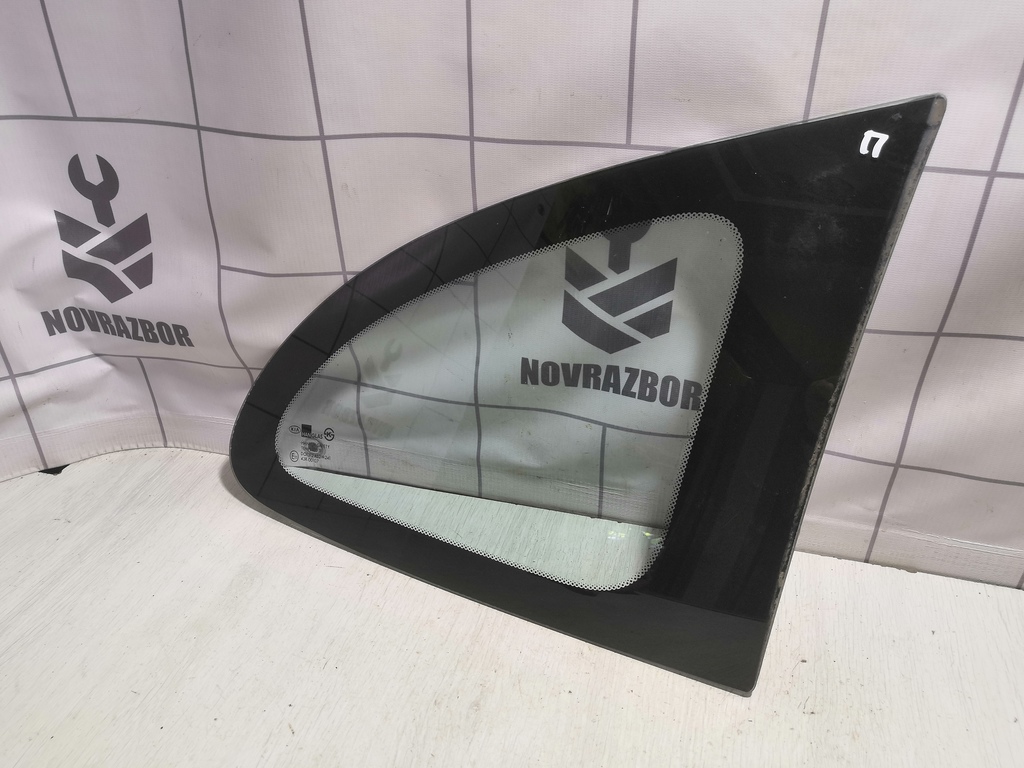 Kia RIO 1 2000-2004 для Стекло кузовное глухое правое