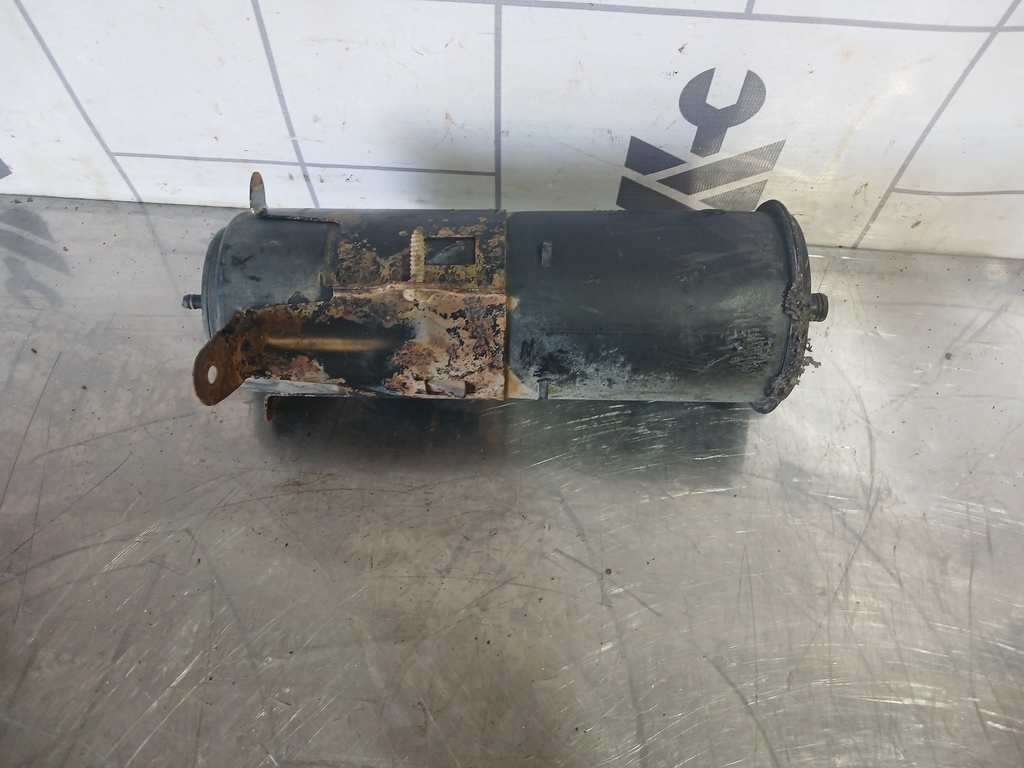 VW Passat  B3  1988-1993 для Абсорбер фильтр угольный