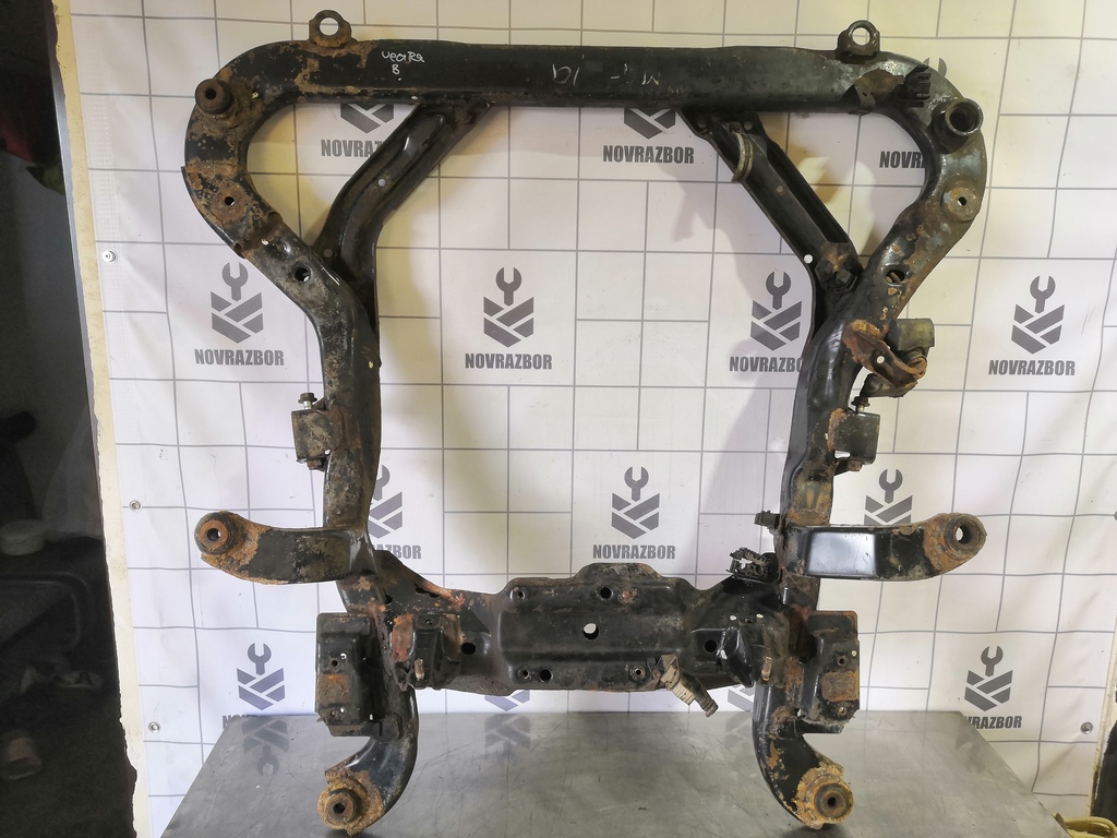 Opel Vectra B 1999-2002 для Балка подмоторная