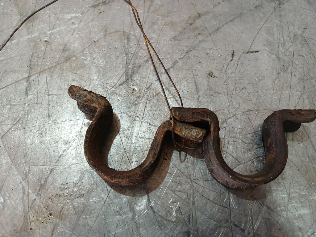 Ford Transit 06-13 для Кронштейн крепления переднего стабилизатора