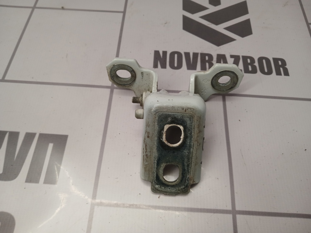 Renault Megane 3 09-16 для Петля двери передней левой верхняя