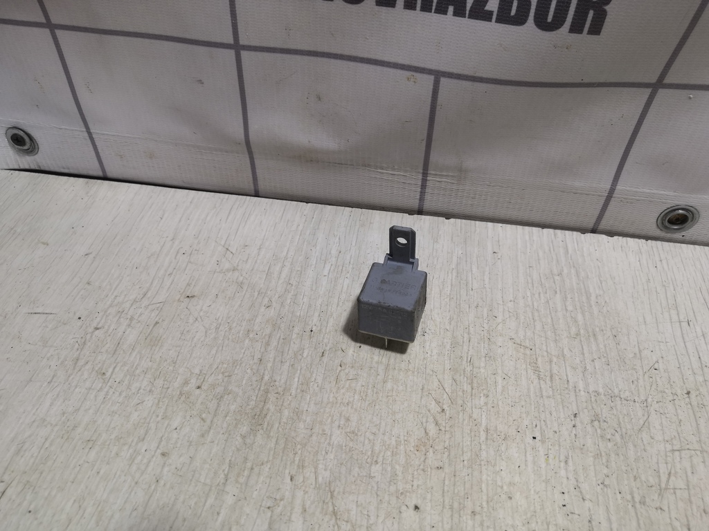 Peugeot 307 2001-2008 для Реле