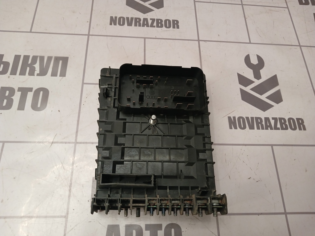 Skoda Yeti 2009-2018 для Блок предохранителей