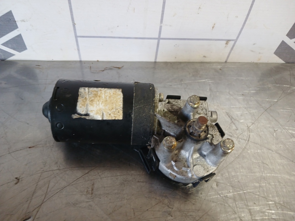 VW Golf 4 Bora 97-05 для Моторчик стеклоочистителя передний