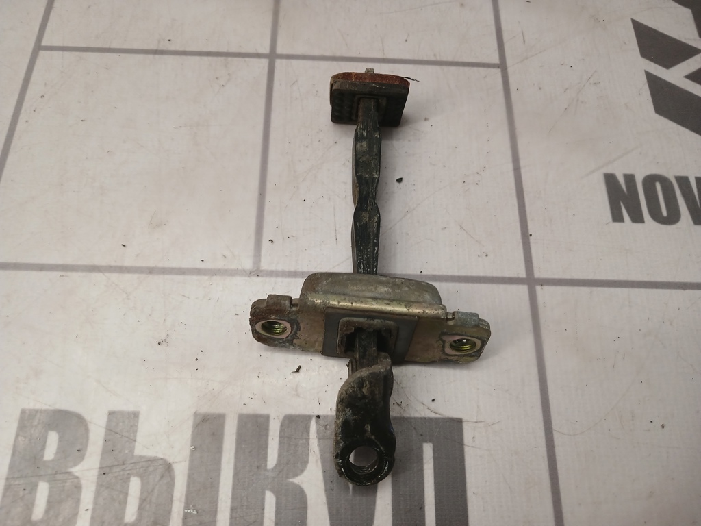 Hyundai Elantra 3  00-05 для Ограничитель двери