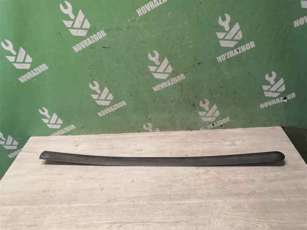 Ford Tourneo Connect 02-13 для Молдинг передней левой двери