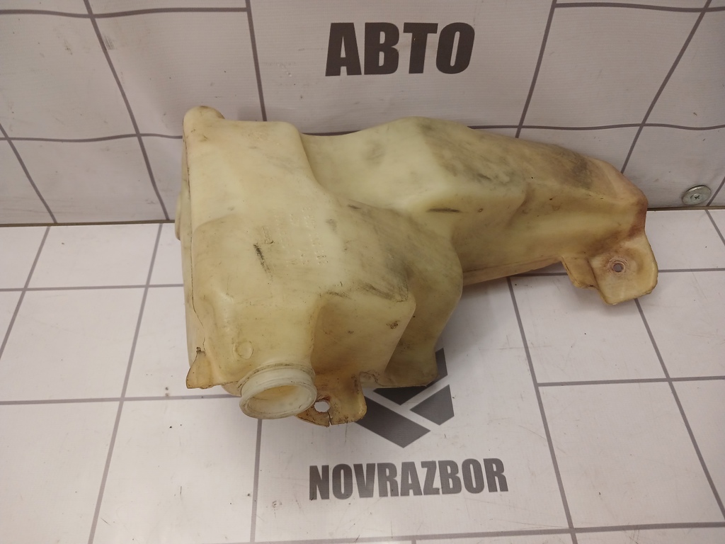 Audi 80  90  B3  86-91 для Бачок омывателя лобового стекла