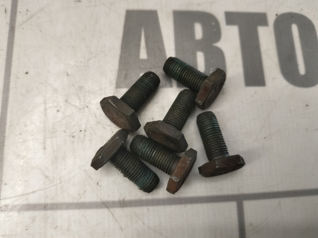 Daewoo Nexia 95-16 для Болт маховика