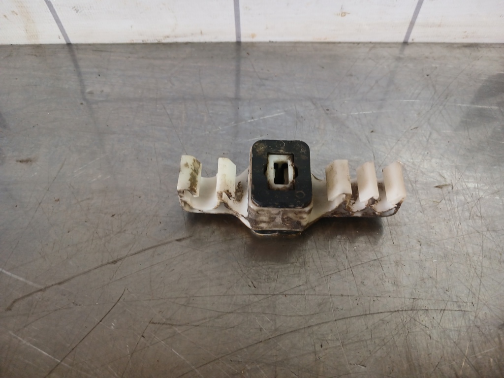 Suzuki SX4 2006-2013 для Крепеж