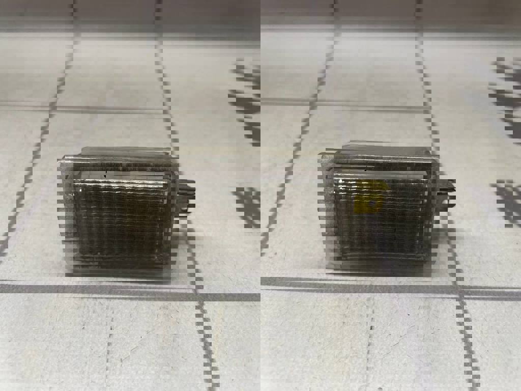 Hyundai Elantra 3  00-05 для Плафон салонный