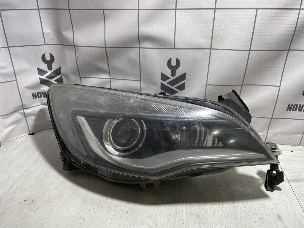 Opel Astra J 2010-2017 для Фара правая
