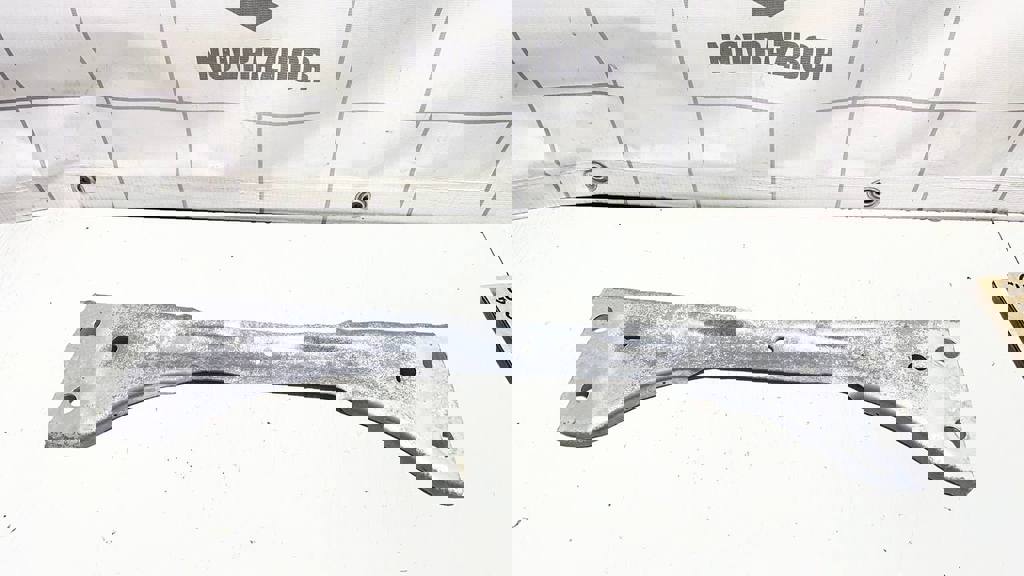 Skoda Yeti 2009-2018 для Кронштейн (сопут. товар)