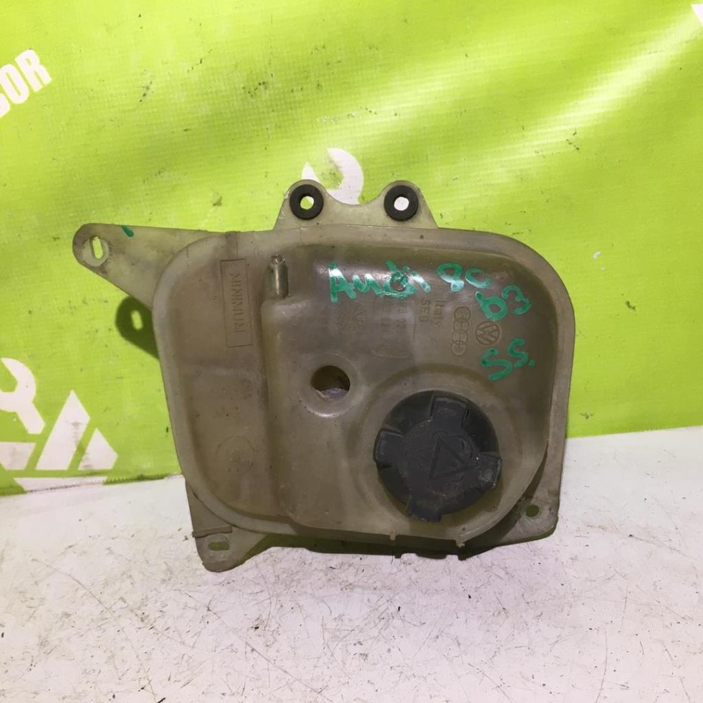 Audi  80 B2 80-86 для Бачок расширительный