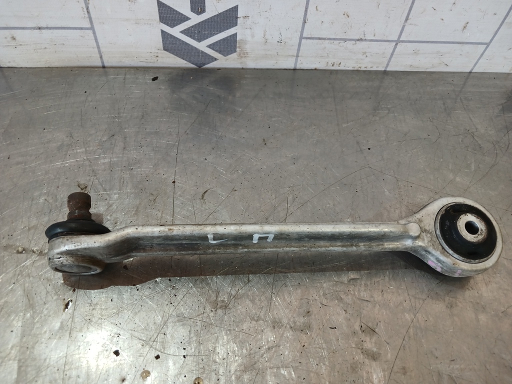 VW Passat B5 96-00 для Рычаг передний верхний левый задний