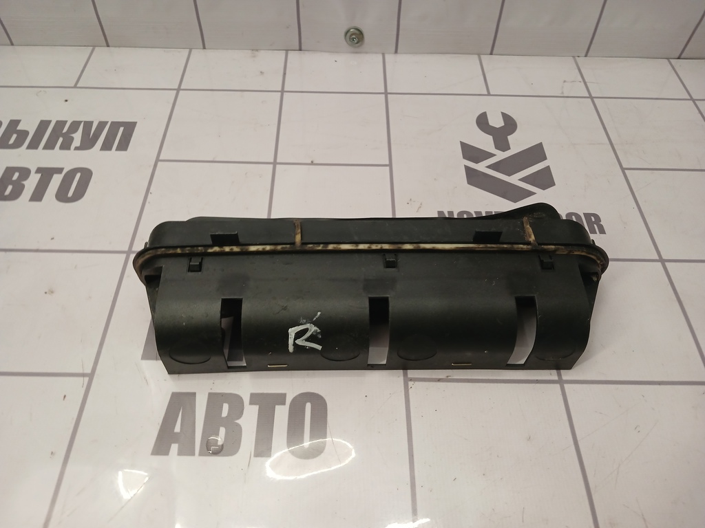 Peugeot 307 2001-2008 для Решетка вентиляционная