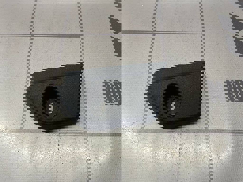 Skoda Yeti 2009-2018 для Крепеж