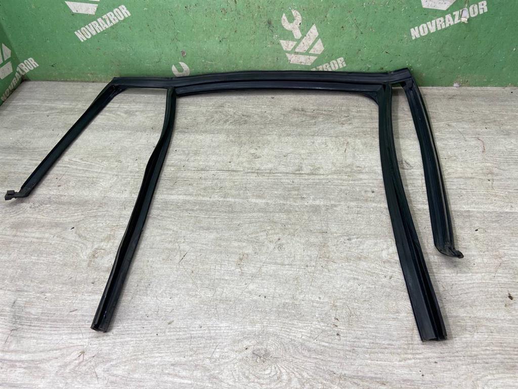 BMW X3 F25 2010-2017 для Уплотнитель стекла двери