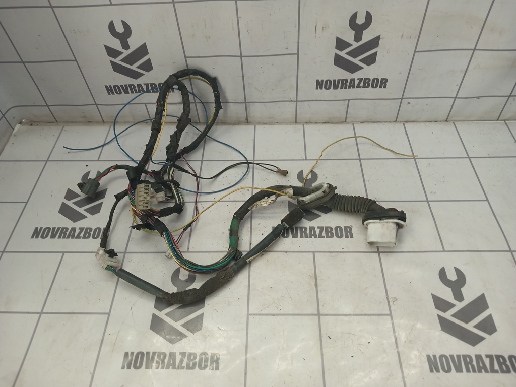 Mazda 626 (GE) 1992-1997 для Проводка (коса)